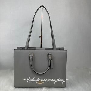 Coach Maggie Tote Shoulder Bag In Pebble Leather/Gold/Dove Grey CY666 NWT
